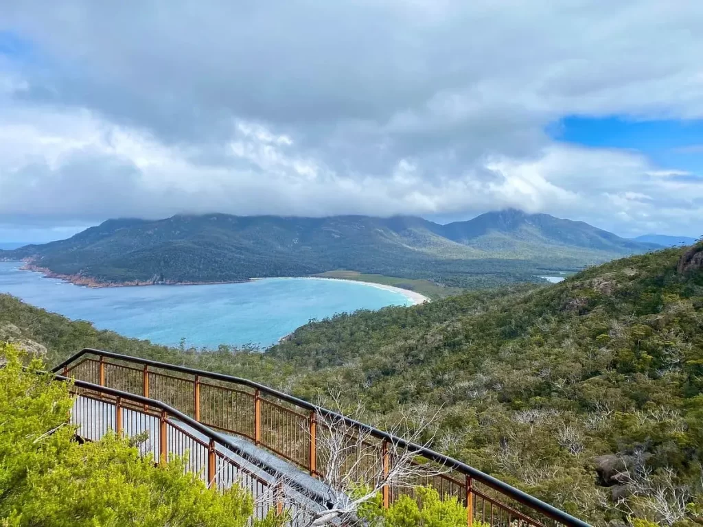 Lookout area at Wineglass Bay