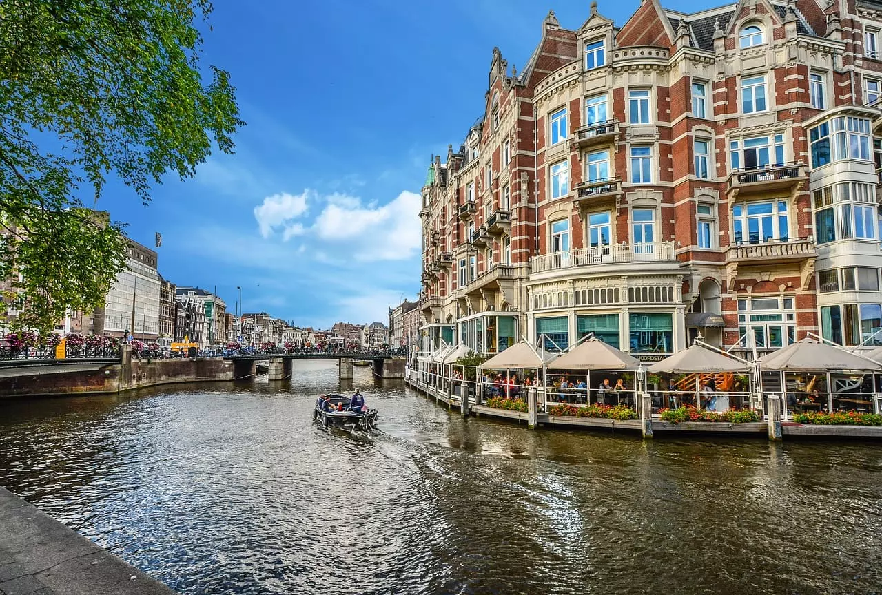 Amsterdam Canals | London Paris Amsterdam Itinerary 10 Days