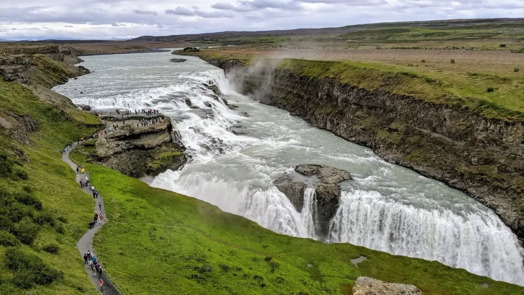 Gulfoss Waterfalls | Iceland in October